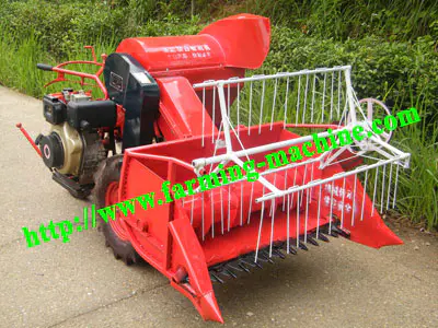 small_rice_harvester_3