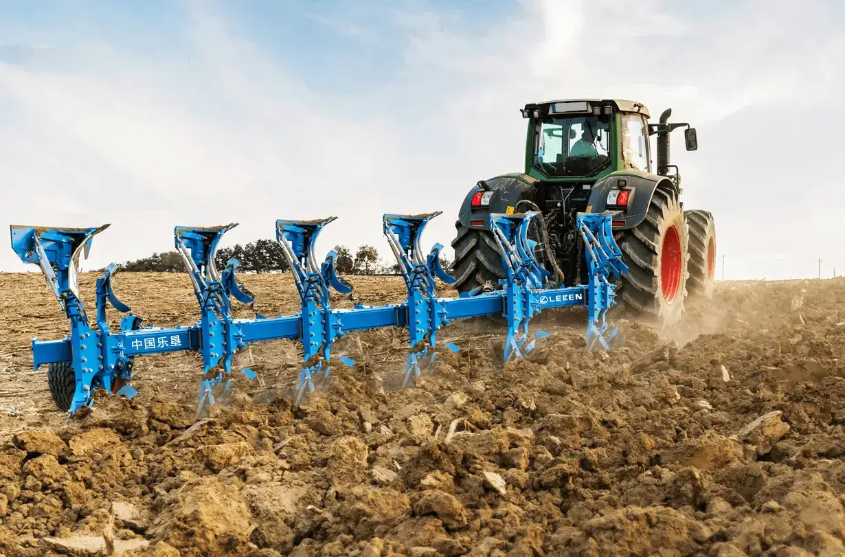 Innovation in modern agriculture: The four major advantages of the Mounted Reversible Plough